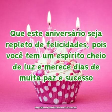 Que este aniversário seja repleto de felicidades, pois você tem um espírito cheio de luz e merece dias de muita paz e sucesso. Que este aniversário seja repleto de felicidades, pois você tem um espírito cheio de luz e merece dias de muita paz e sucesso.
