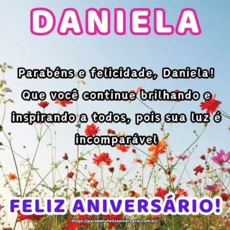 Parabéns e felicidade, Daniela! Que você continue brilhando e inspirando a todos, pois sua luz é incomparável. Parabéns e felicidade, Daniela! Que você continue brilhando e inspirando a todos, pois sua luz é incomparável.
